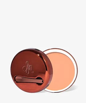 Danessa Myricks Beauty Yummy Skin Blurring Balm Powder