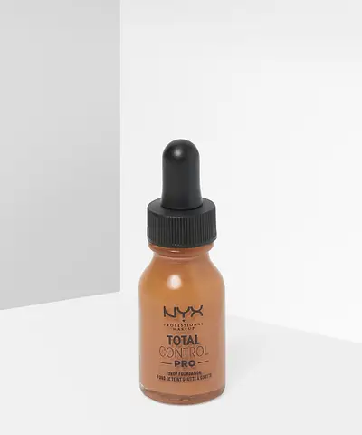 NYX Professional Makeup - Total Control Pro Drop Foundation