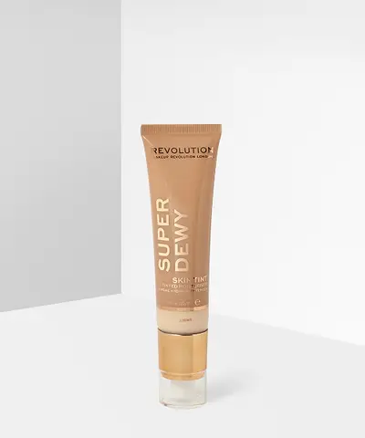 Makeup Revolution - Superdewy Tinted Moisturiser