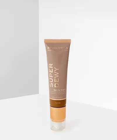 Makeup Revolution - Superdewy Tinted Moisturiser
